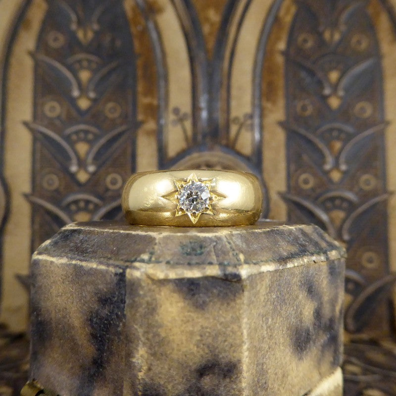 Antique Late Victorian Old Cut Diamond Star Set Band Ring