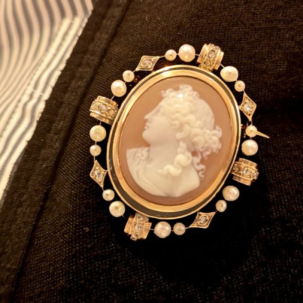 Antique Victorian Cameo Earring & Brooch Suite