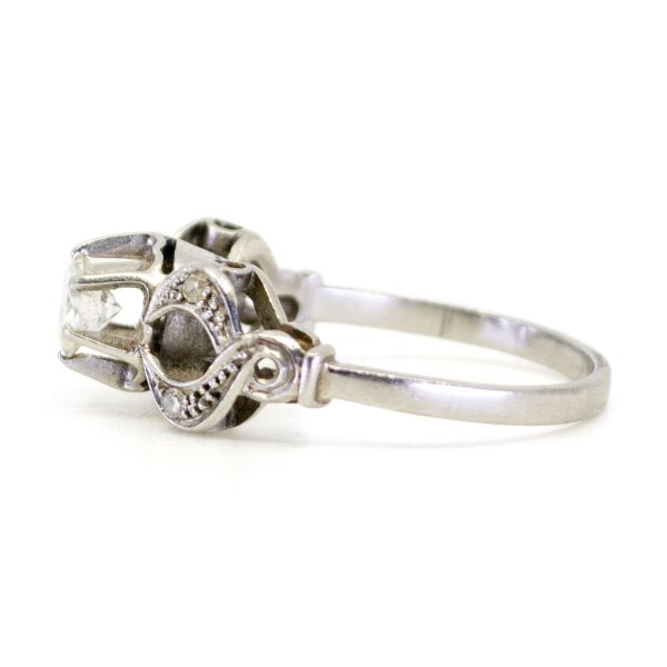 Antique Art Deco Diamond Ring