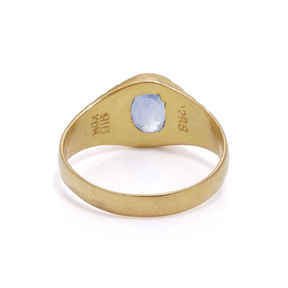 Unisex 0.75ct Oval Sapphire and 22ct Yellow Gold Ring