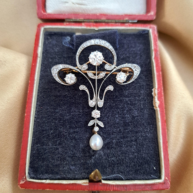 Antique Art Nouveau 1.60ct Old Cut Diamond and Pearl Pendant come Brooch in platinum upon yellow gold. Circa 1870