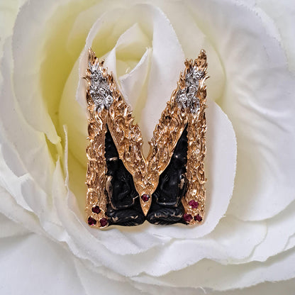 14ct Yellow Gold and Black Enamel Ancient Tribe Figures M Pendant come Brooch with Gold Flame Fire