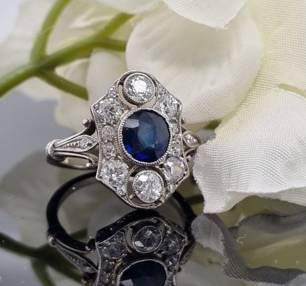 Art Deco Sapphire and diamond ring, engagement platinum old cut