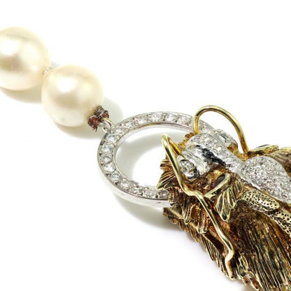 Vintage South Sea Pearl Necklace with 14ct Gold Dragon Head Clasp with Diamonds and Rubies, Circa 1970s