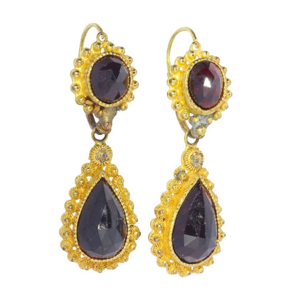 Antique Victorian Garnet Earring and Necklace Parure