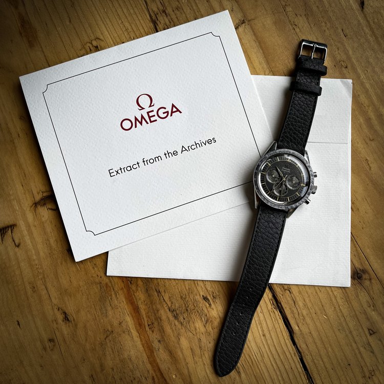 Vintage 1964 Omega Speedmaster Manual Watch, Ref ST 105.002. Made in Switzerland. Comes with an Omega Certificate Extract from the archive
