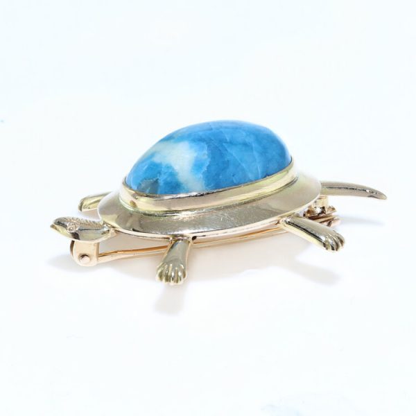 Vintage Wai Kee Gold Tortoise Brooch with Sodalite Stone