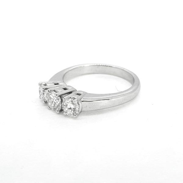 Three Stone Diamond Ring in 18ct White Gold, 1.00 carat total