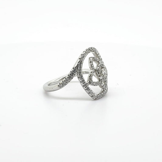 De Beers Enchanted Lotus Diamond Ring