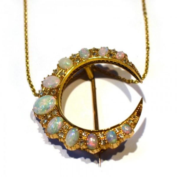 ANTIQUE OPAL AND DIAMOND CRESCENT PENDANT MO3