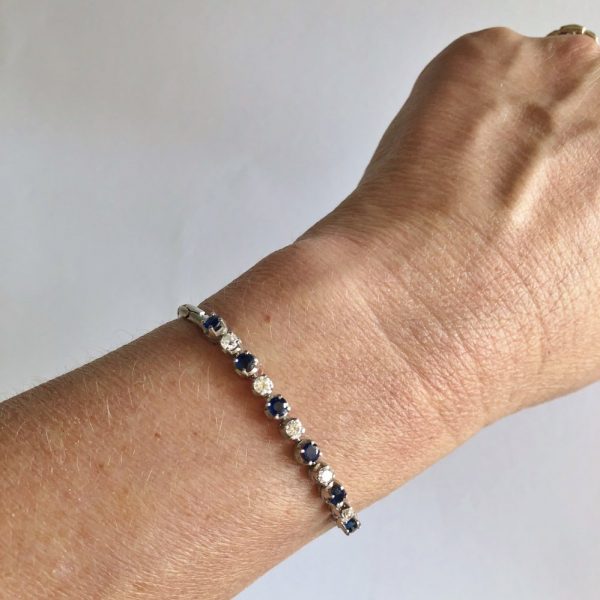 Vintage Seventies sapphire and diamond white gold bracelet