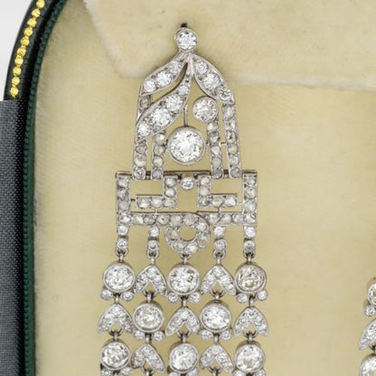 ART DECO DIAMOND AND PLATINUM DROP EARRINGS