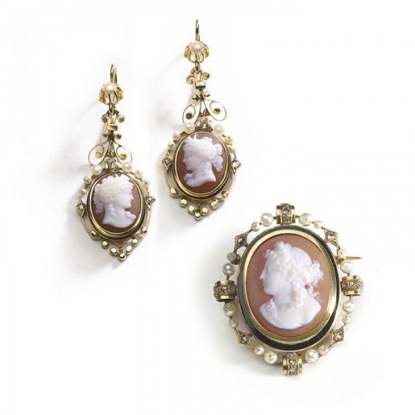 Antique Victorian Cameo Earring & Brooch Suite