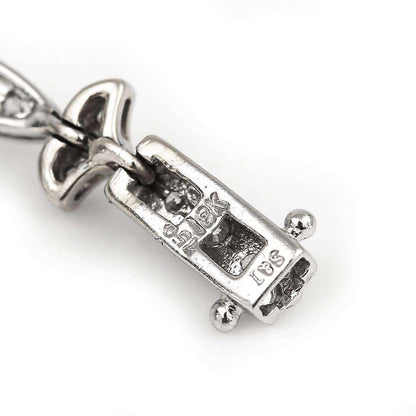 Contemporary 18ct White Gold 1.25ct Diamond Fleur De Lis Style Bracelet