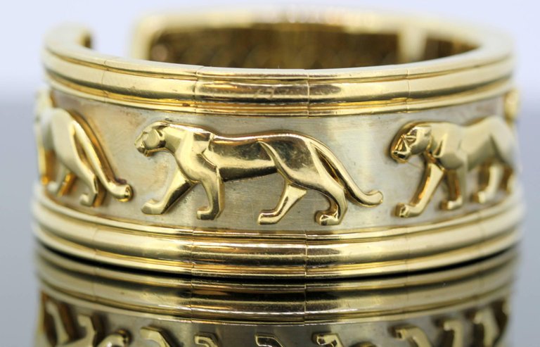 Vintage Panthére De Cartier 18ct Gold Bangle