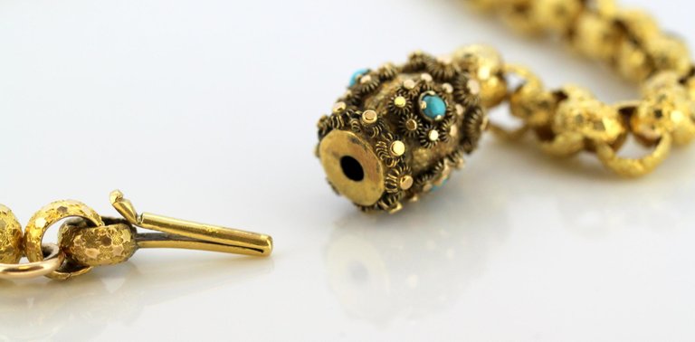 Antique Victorian Gold Necklace