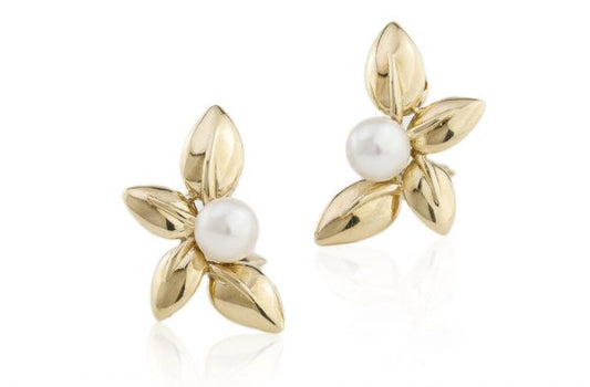 Vintage Van Cleef & Arpels Ladies 18ct Gold Clip-On Earrings with Natural Pearls