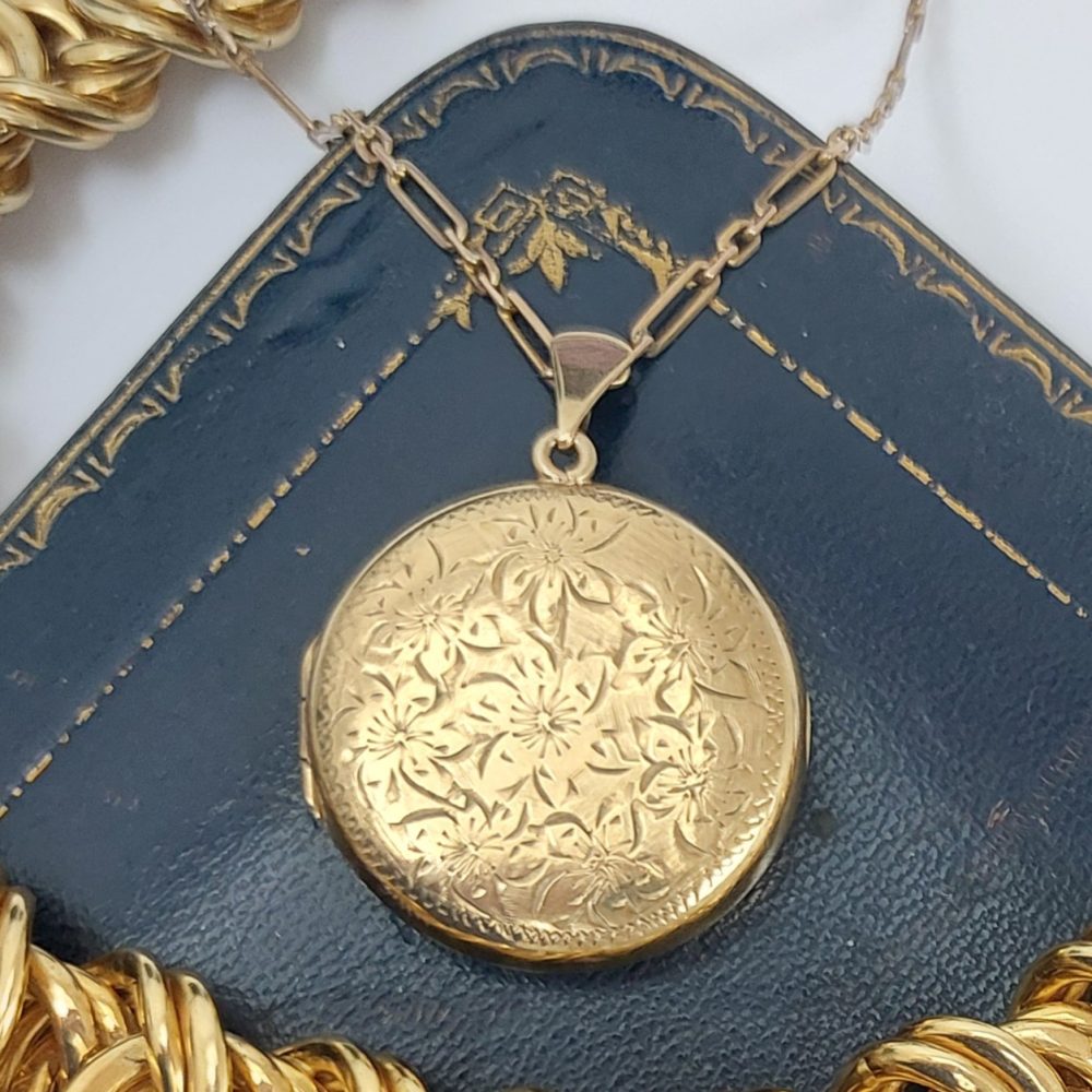 Vintage Locket and Chain Necklace